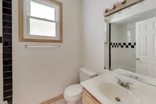 1423 W Cortez St, Chicago, IL 60642 - Photo 22