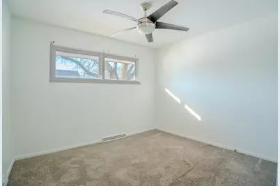 307 Hill Avenue, North Aurora, IL 60542 - Photo 6