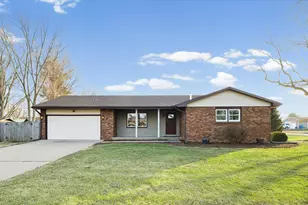 1688 Willowdale Dr, Saint John, IL 61873 - Photo 2