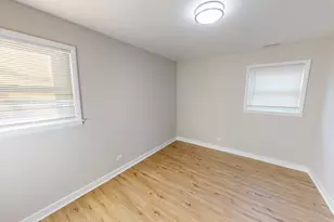 1021 W Vermont Ave, Chicago, IL 60827 - Photo 20