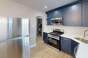 1021 W Vermont Ave, Chicago, IL 60827 - Photo 8