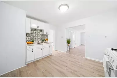 1320 S 49th Avenue, Cicero, IL 60804 - Photo 18