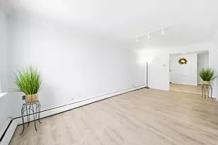 1320 S 49th Ave, Cicero, IL 60804 - Photo 14