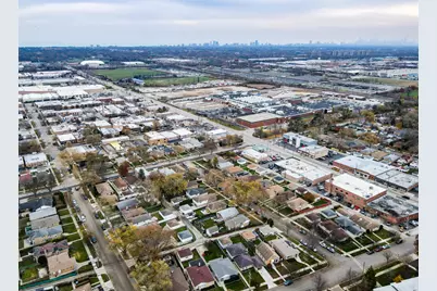 3916 Keeney Street, Skokie, IL 60076 - Photo 2