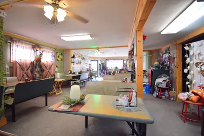 502 W Franklin Avenue, Sesser, IL 62884 - Photo 20