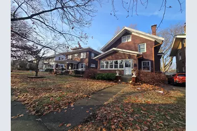 1416 N Clinton Boulevard, Bloomington, IL 61701 - Photo 2