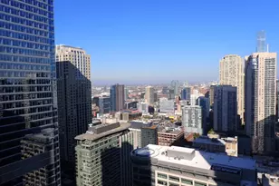 300 N State St, Chicago, IL 60654 - Photo 4