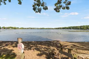 188 Oakwood Dr, Antioch, IL 60002 - Photo 42