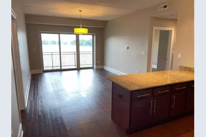 728 Diamond Lake Road #405, Mundelein, IL 60060 - Photo 8