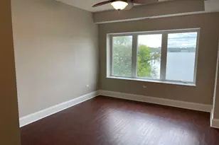 728 Diamond Lake Rd, Mundelein, IL 60060 - Photo 10