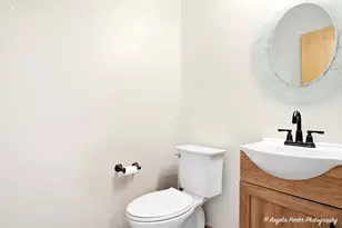 327 S Litchfield Dr, Round Lake, IL 60073 - Photo 12