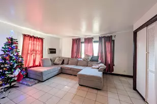 1911 N 19th Ave, Melrose Park, IL 60160 - Photo 6