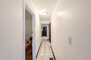 1911 N 19th Ave, Melrose Park, IL 60160 - Photo 8