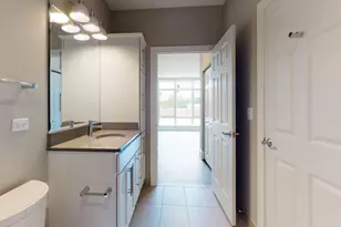 4758 N Laramie Ave, Chicago, IL 60630 - Photo 12