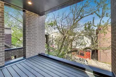 2307 W Foster Avenue #1, Chicago, IL 60625 - Photo 14