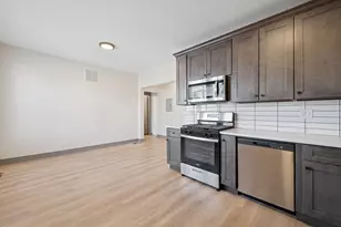 9635 S Forest Ave, Chicago, IL 60628 - Photo 10