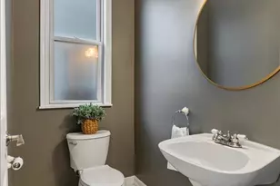 1824 N Wood St, Chicago, IL 60622 - Photo 12