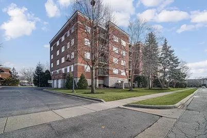 3451 N Carriageway Drive #305, Arlington Heights, IL 60004 - Photo 16