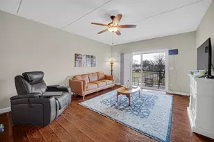 3451 N Carriageway Dr, Arlington Heights, IL 60004 - Photo 6