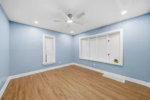 105 E Knox St, Morrison, IL 61270 - Photo 4