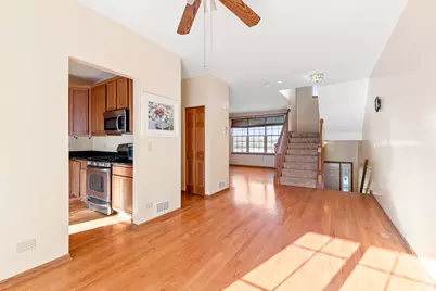 511 Pheasant Trail, Saint Charles, IL 60174 - Photo 6