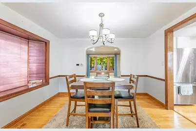 11017 S Campbell Avenue, Chicago, IL 60655 - Photo 8
