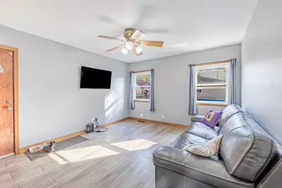 11017 S Campbell Avenue, Chicago, IL 60655 - Photo 10