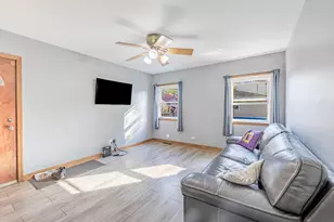 11017 S Campbell Ave, Chicago, IL 60655 - Photo 10