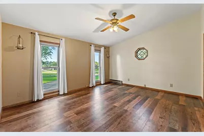 1005 Autumn Court, Davis, IL 61019 - Photo 16