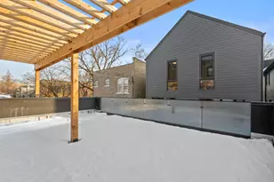 3754 N Claremont Ave, Chicago, IL 60618 - Photo 52