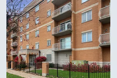 4534 N Cumberland Avenue #101, Chicago, IL 60656 - Photo 1
