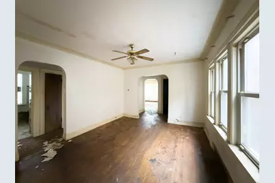 609 E 88th Place, Chicago, IL 60619 - Photo 4