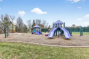 1034 Orchard Pond Ct, Lake Zurich, IL 60047 - Photo 36