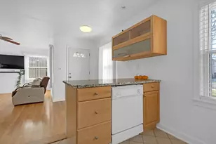 8239 N New England Ave, Niles, IL 60714 - Photo 8