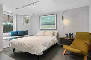 159 W Burton Pl, Chicago, IL 60610 - Photo 30