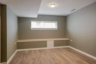 1730 E 83rd Pl, Chicago, IL 60617 - Photo 38