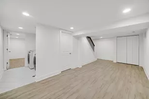 5817 Crain St, Morton Grove, IL 60053 - Photo 18