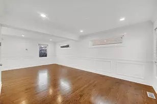 5817 Crain St, Morton Grove, IL 60053 - Photo 4