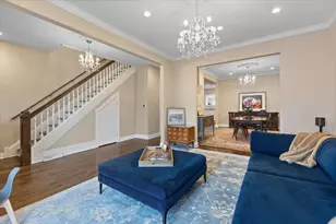 3059 N Gresham Ave, Chicago, IL 60618 - Photo 4