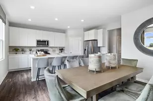 2151 Sand Hill Ct, Joliet, IL 60435 - Photo 8