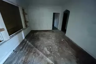 10453 S Indiana Ave, Chicago, IL 60628 - Photo 4