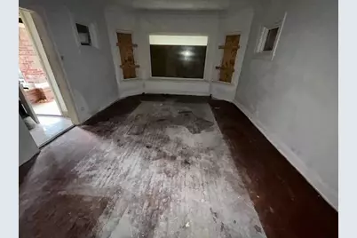 10453 S Indiana Avenue, Chicago, IL 60628 - Photo 2