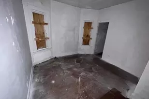 10453 S Indiana Ave, Chicago, IL 60628 - Photo 6