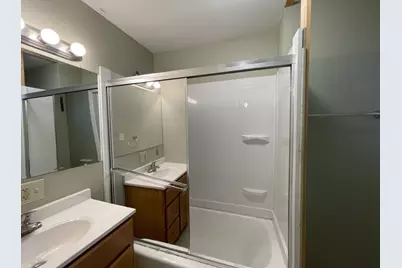 32857 N Alleghany Road #EAST, Grayslake, IL 60030 - Photo 10