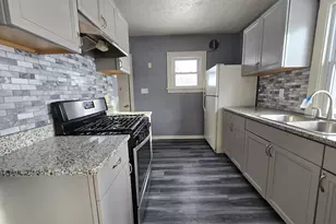 2103 N Court St, Rockford, IL 61103 - Photo 6