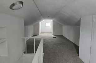 2103 N Court St, Rockford, IL 61103 - Photo 10