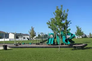 1440 Somerset Dr, Beecher, IL 60401 - Photo 20