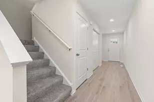 1440 Somerset Dr, Beecher, IL 60401 - Photo 2