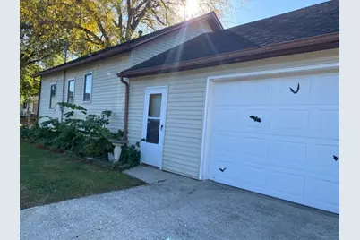 667 Swift Avenue, Oglesby, IL 61348 - Photo 2