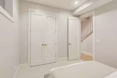 4135 N Kenmore Avenue #1S, Chicago, IL 60613 - Photo 20
